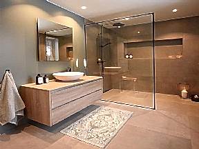 Geniş Ve Ferah Banyo Dizaynı Tasarımlarımız